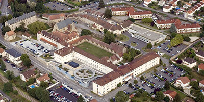 PRÉSENTATION Centre hospitalier Villefranche de Rouergue